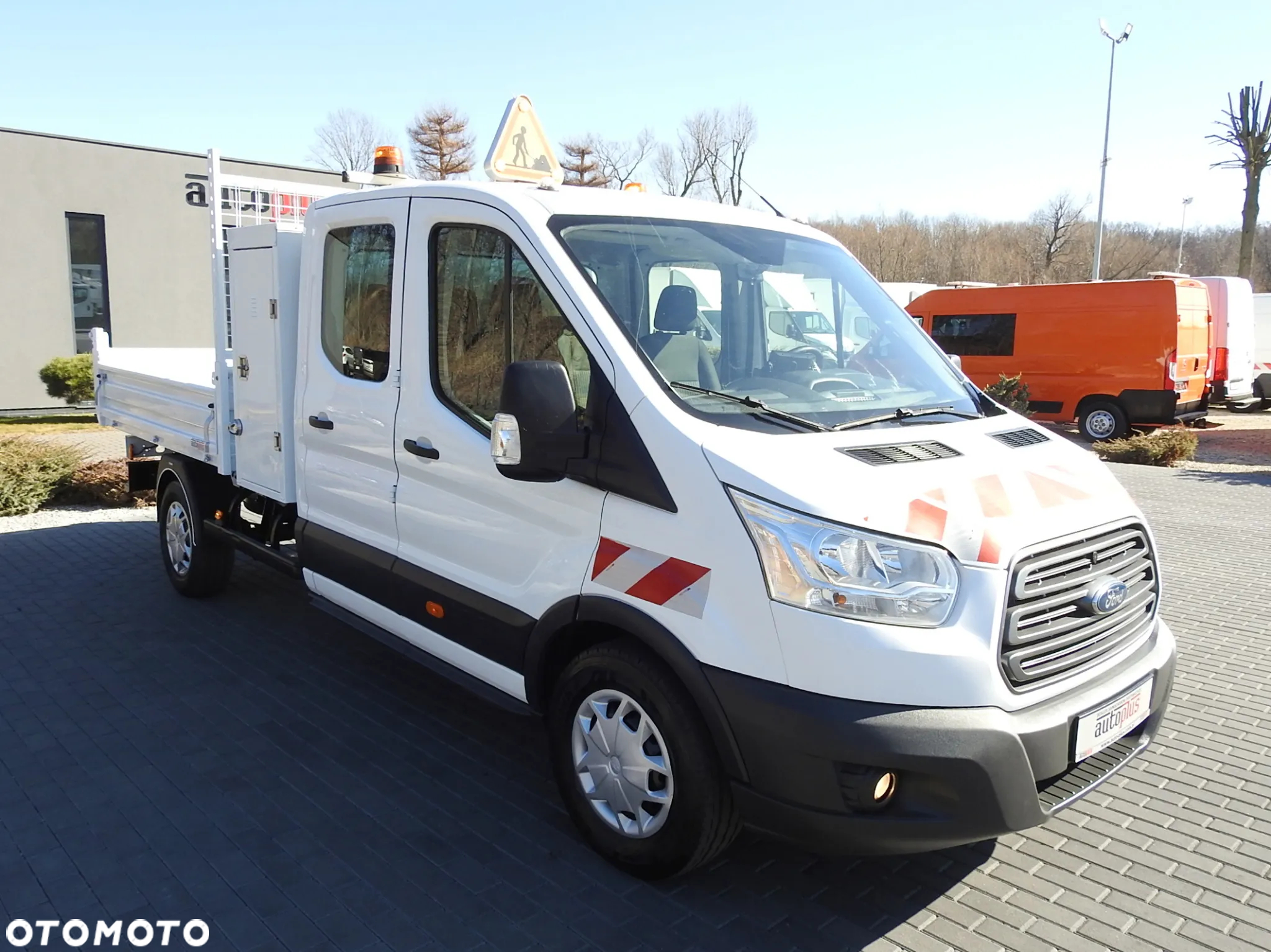 Ford TRANSIT  WYWROTKA PODWÓJNA KABINA DOKA 6 MIEJSC TEMPOMAT KLIMATYZACJA 130KM [ C66826 ] - 5