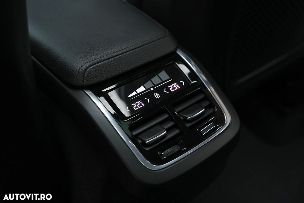 Volvo XC 60 B4 D Geartronic Inscription - 36