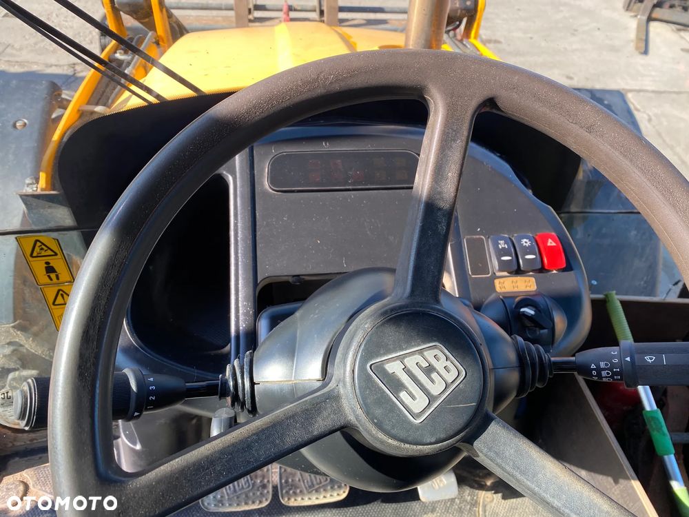 JCB - 18