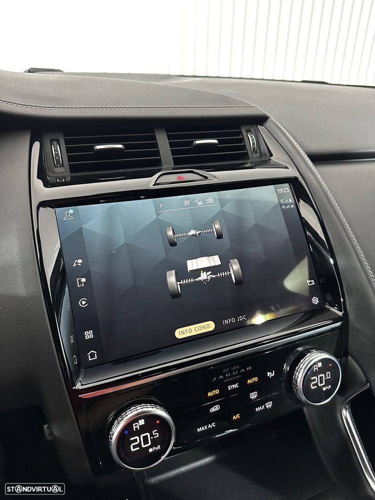Jaguar E-Pace 1.5 P300e R-Dynamic S AWD Aut. - 28