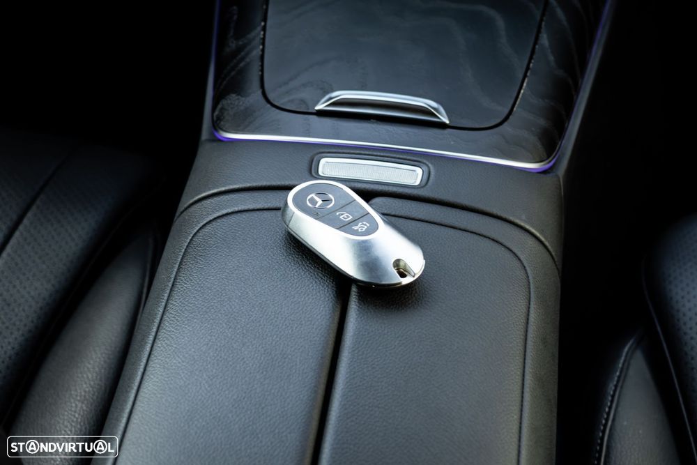Mercedes-Benz E 220 d - 25