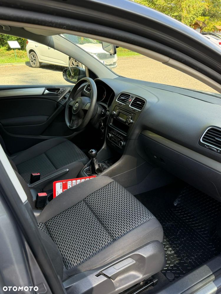 Volkswagen Golf - 19