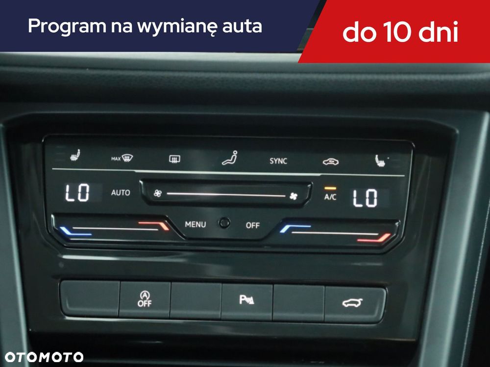 Volkswagen Touran - 14