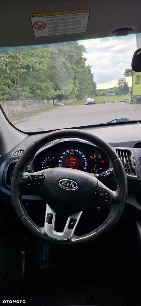 Kia Sportage 2.0 L - 9