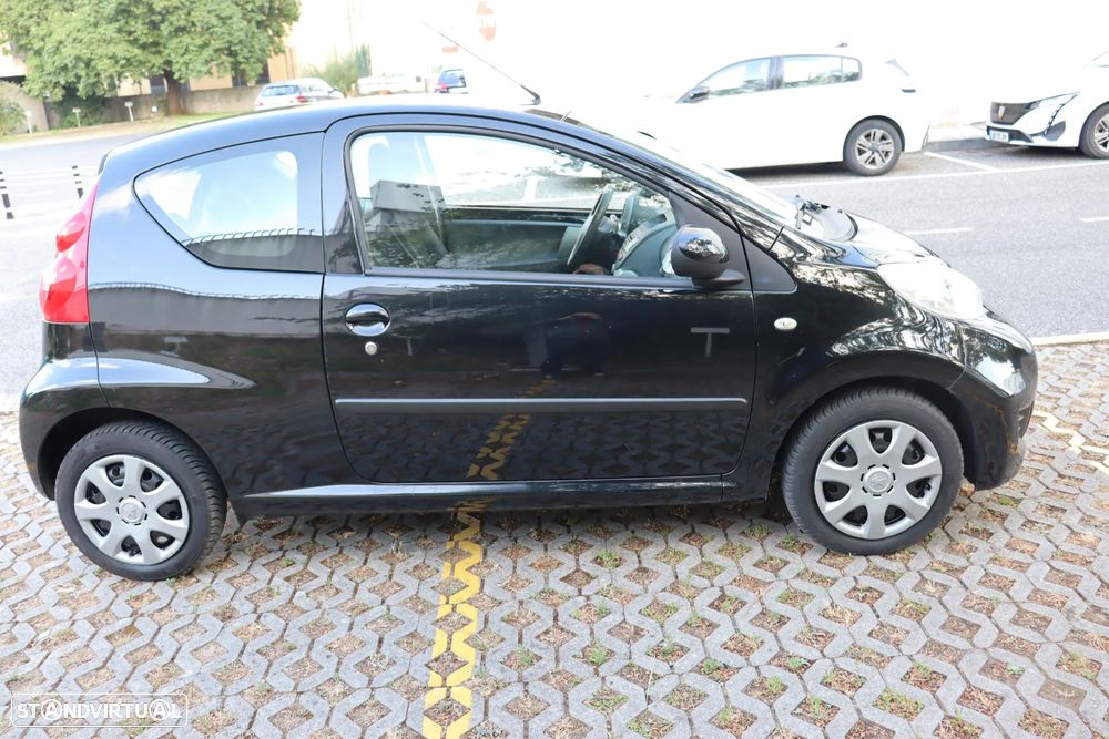 Peugeot 107 1.0 Trendy - 35
