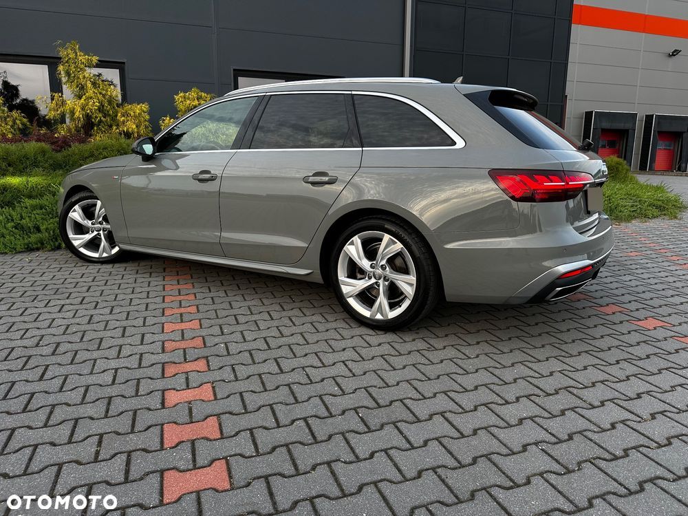 Audi A4 Avant 2.0 TFSI ultra Sport S tronic - 12