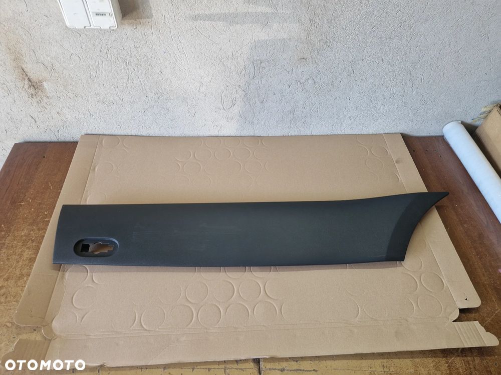 LISTWA TYLNA PRAWA MERCEDES SPRINTER 907 MAX