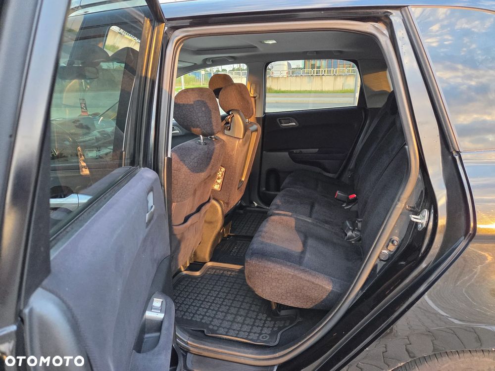 Honda FR-V 2.0 Executive - 22