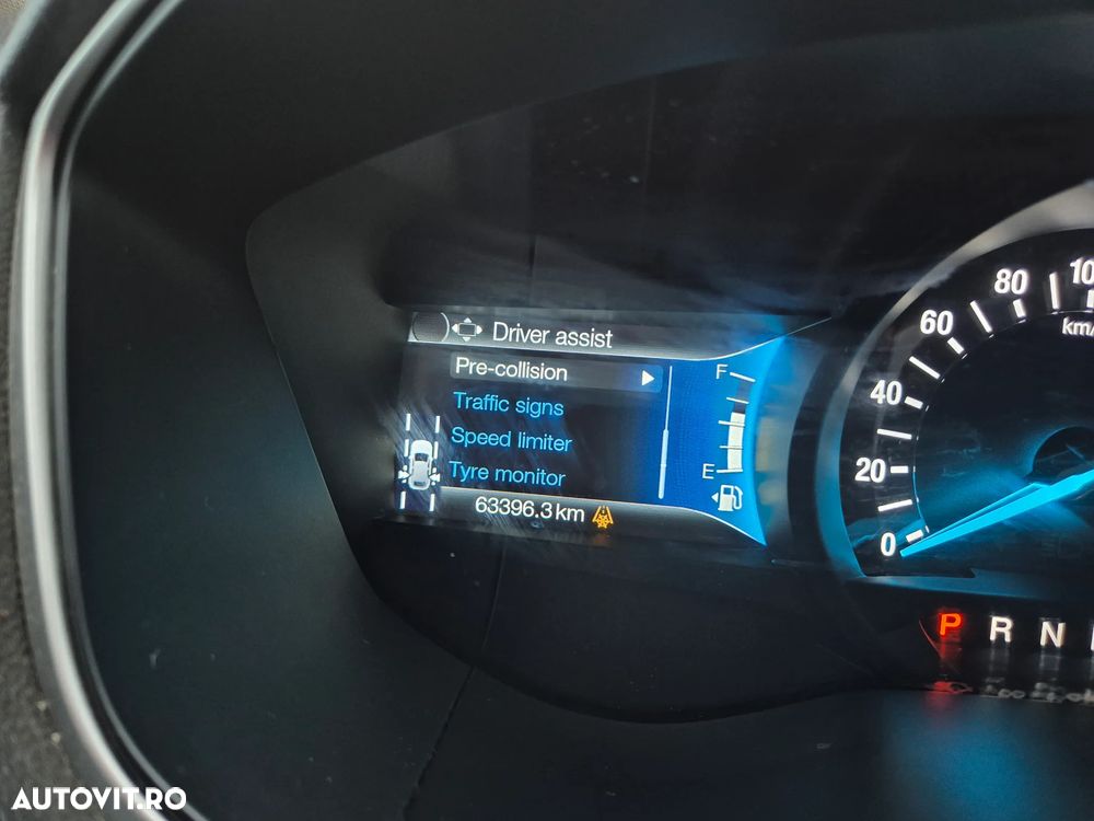 Ford Mondeo 2.0 HEV Trend - 17