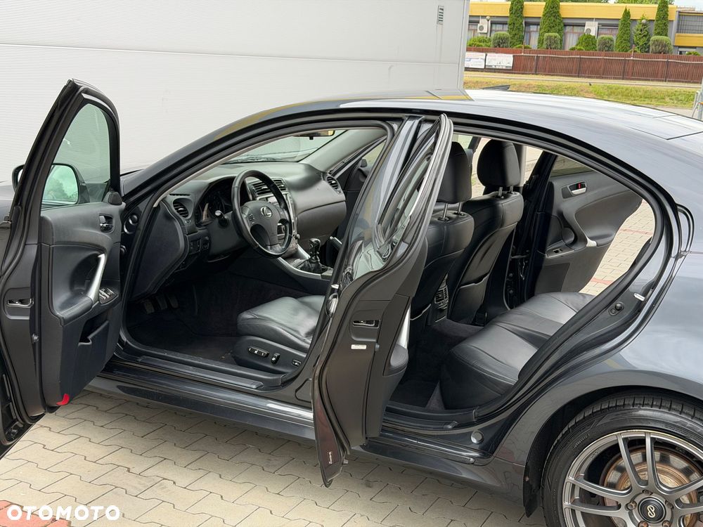 Lexus IS 220 D Comfort - 6