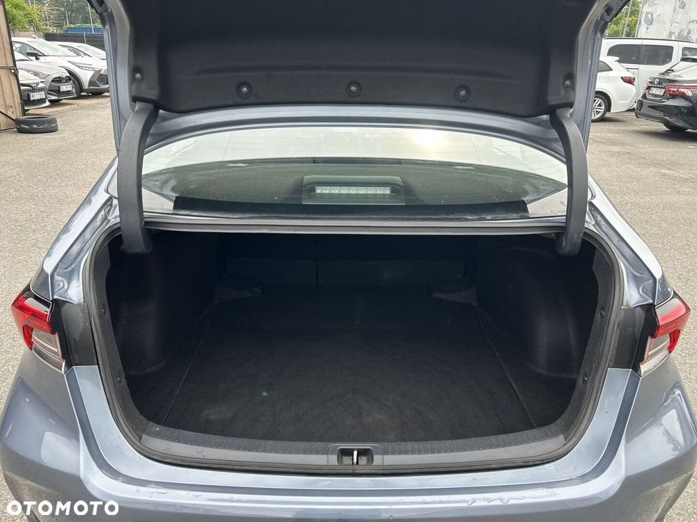 Toyota Corolla - 23