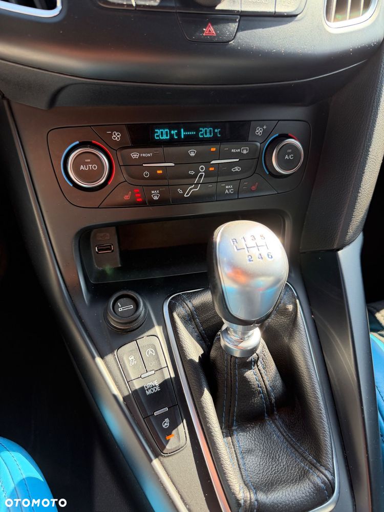 Ford Focus 2.3 EcoBoost S&S Allrad RS Blue & Black - 29
