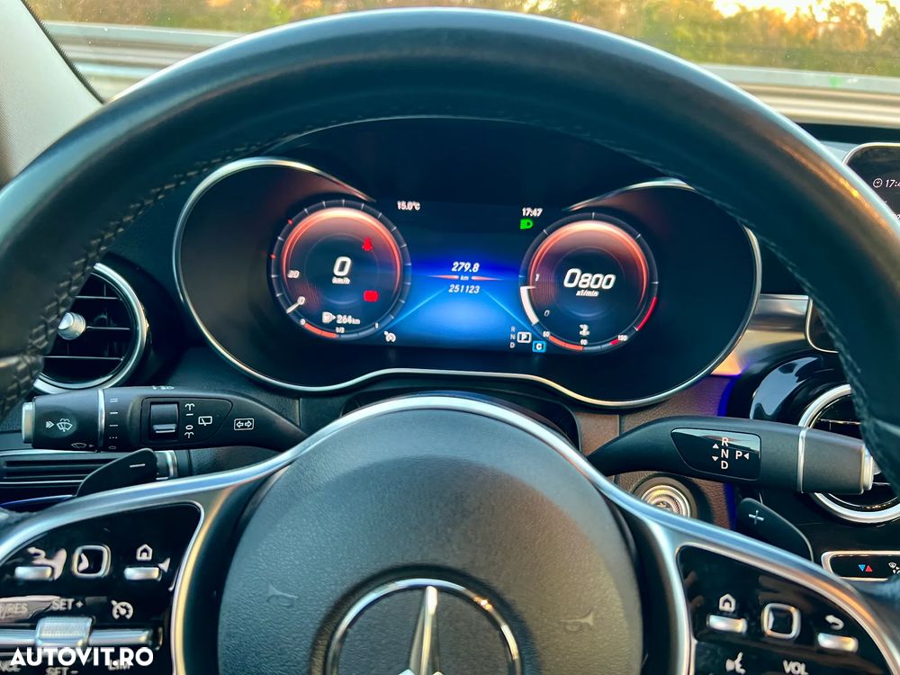 Mercedes-Benz C 220 d T 9G-TRONIC AMG Line - 9
