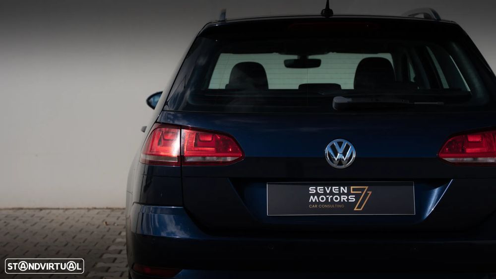 VW Golf Variant 1.6 TDi Confortline - 14