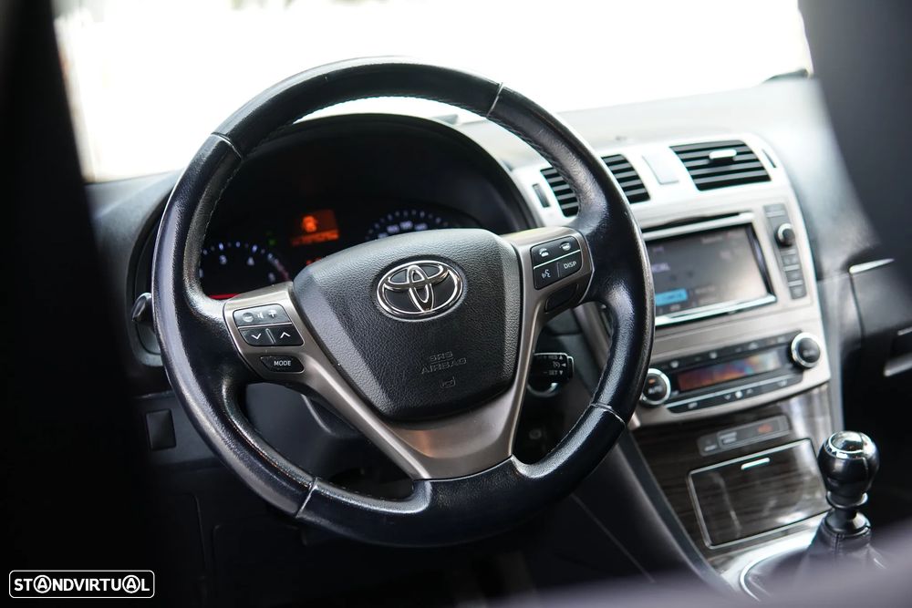 Toyota Avensis SW - 50