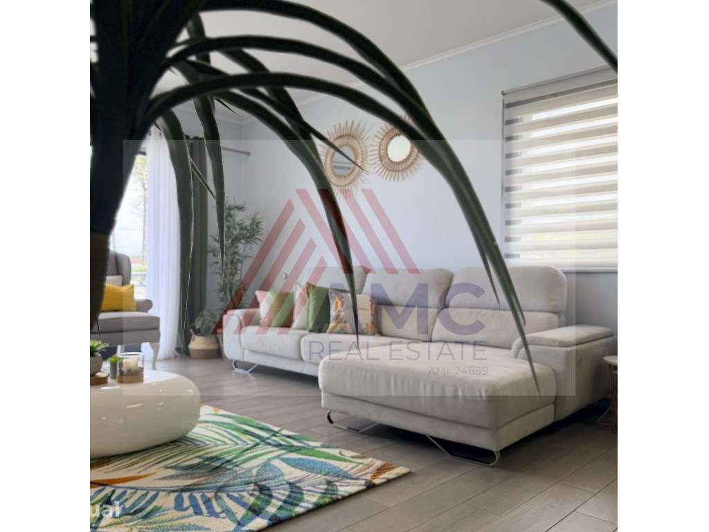 VENDE-SE EXCELENTE APARTAMENTO NO CENTRO DA VILA DA MADALENA - Grande imagem: 4/31