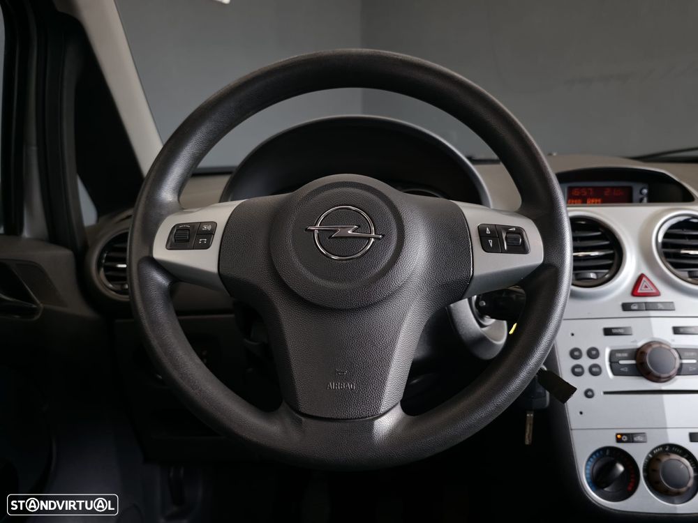 Opel Corsa 1.2 Cosmo - 39