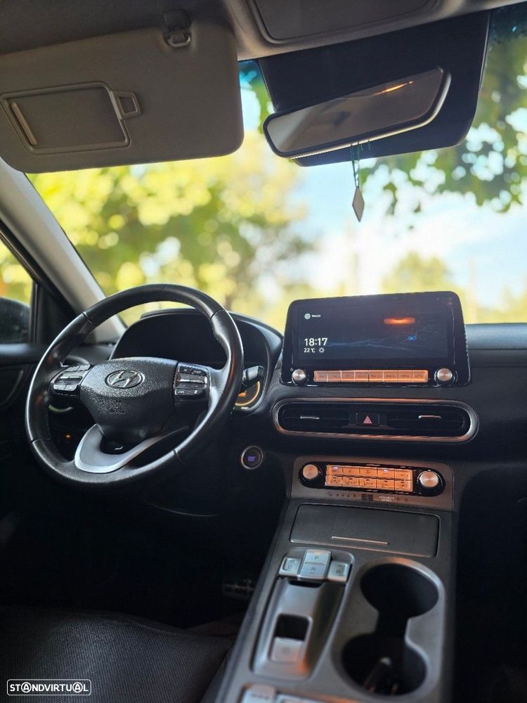Hyundai Kauai 64.8 kWh Premium - 8