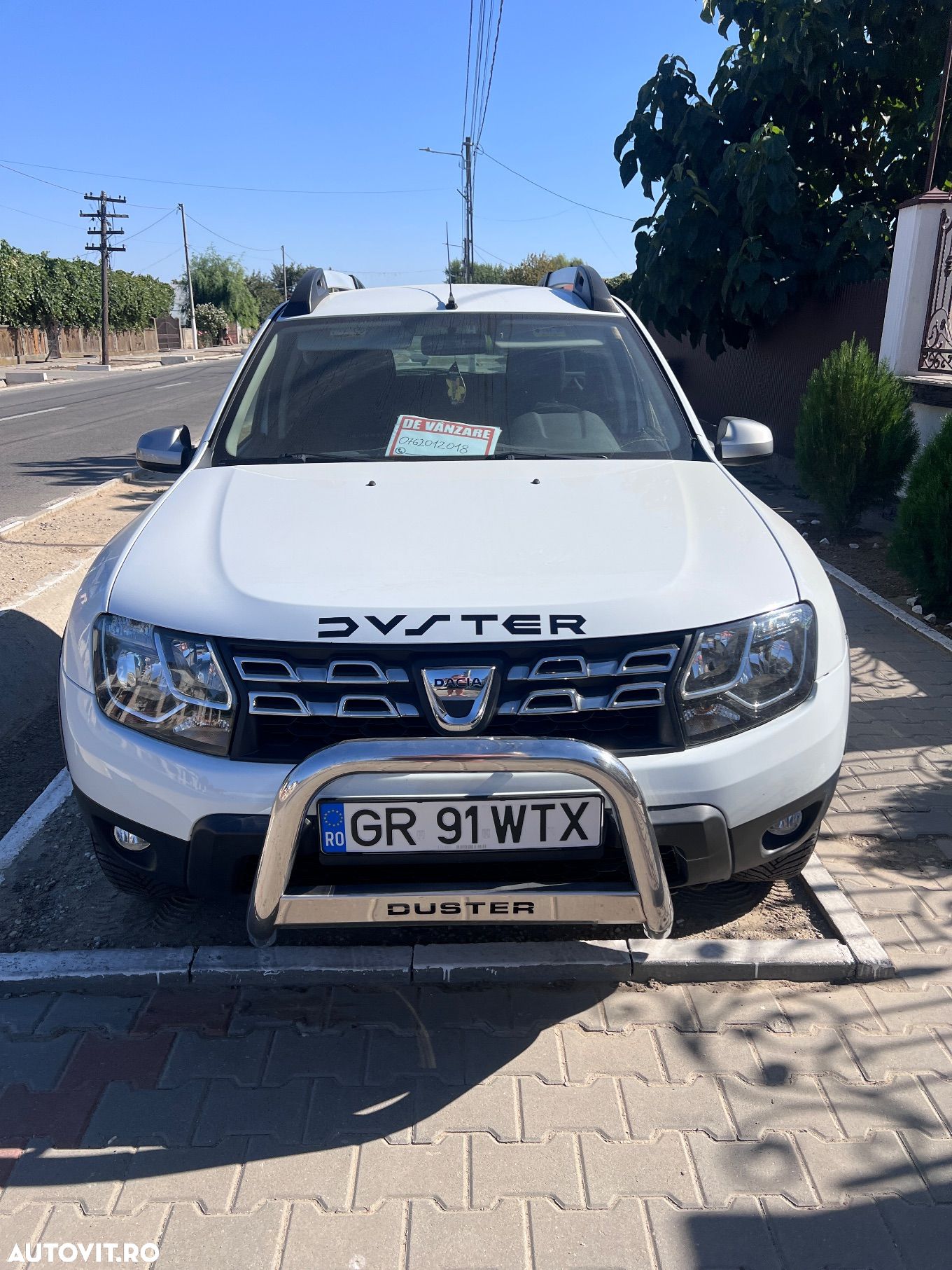 Dacia Duster TCe 125 4x2 Laureate - 1