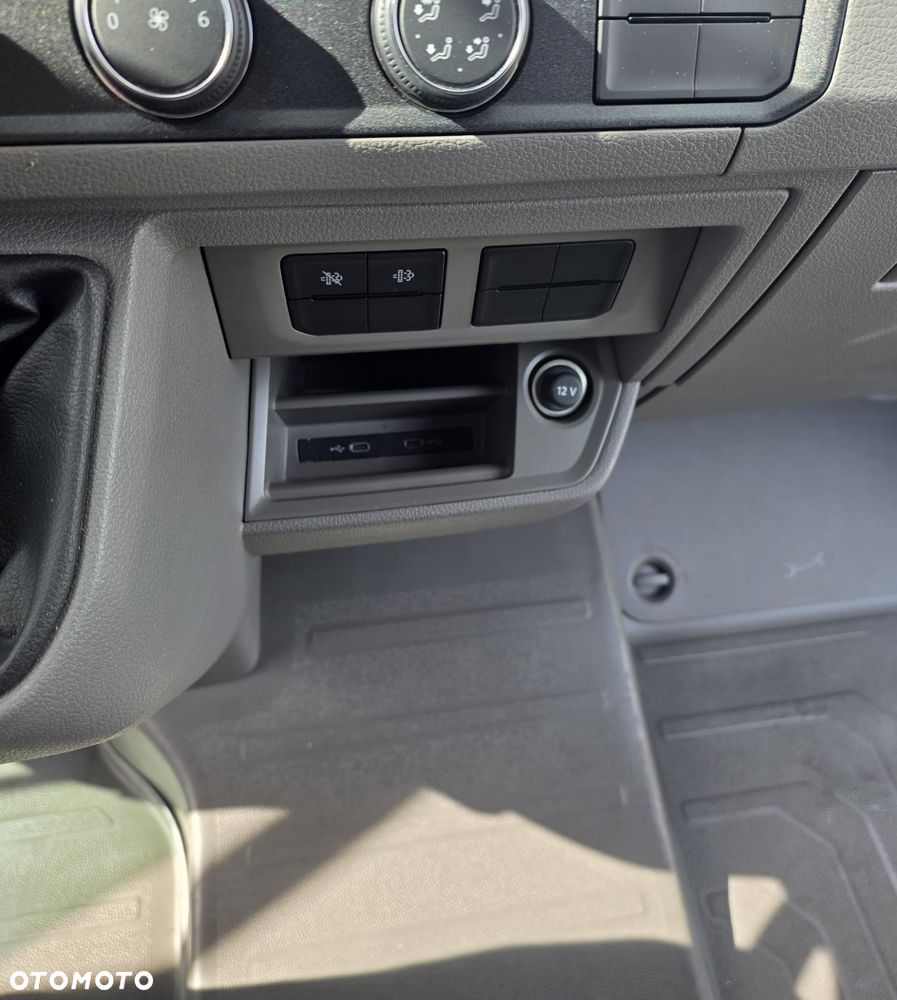 Volkswagen CRAFTER - 18
