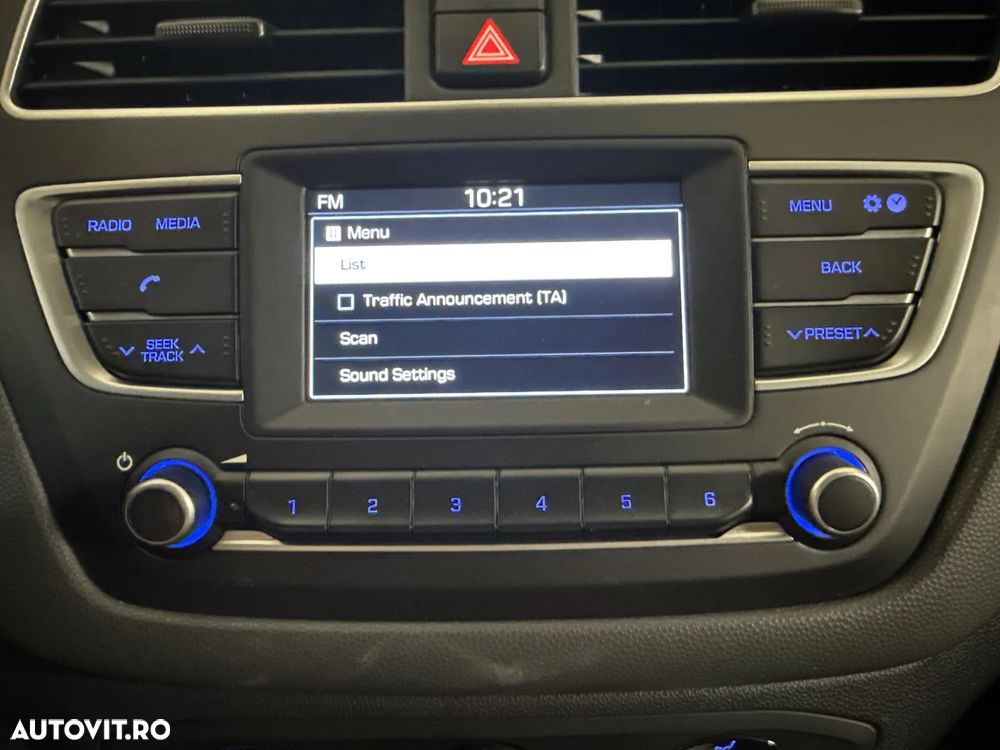 Hyundai i20 - 19