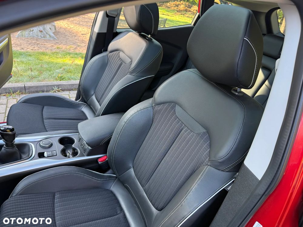 Renault Kadjar 1.6 dCi Energy Bose 4x4 - 27