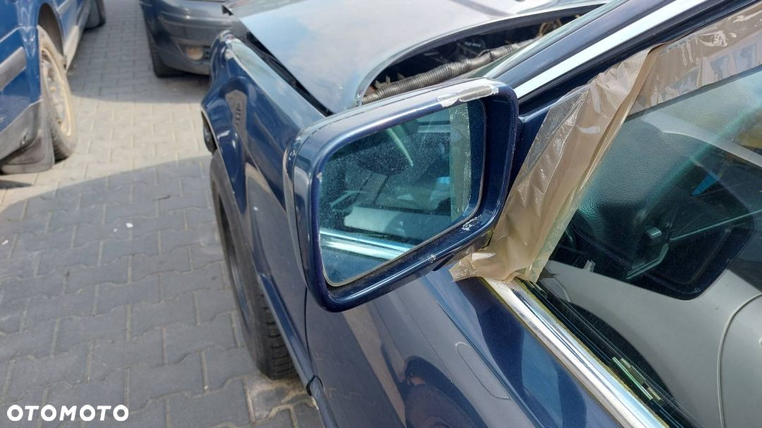 LUSTERKO LEWE BMW E34 LAZURBLAU-METALIC 294/5 - 2