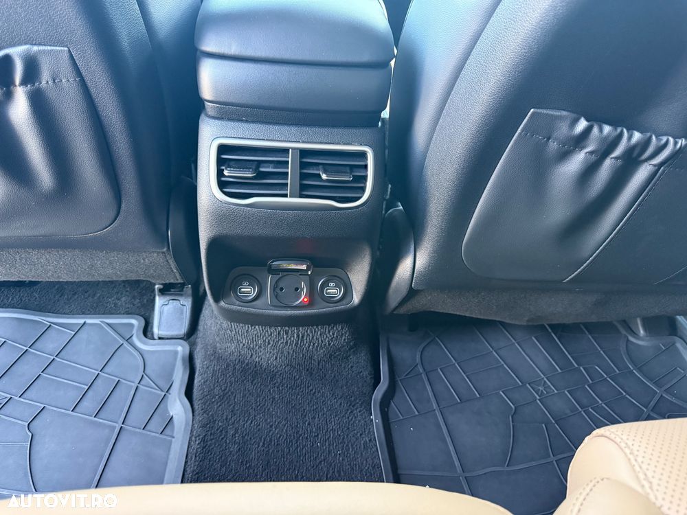 Hyundai Santa Fe 1.6 HEV 4WD Signature - 19