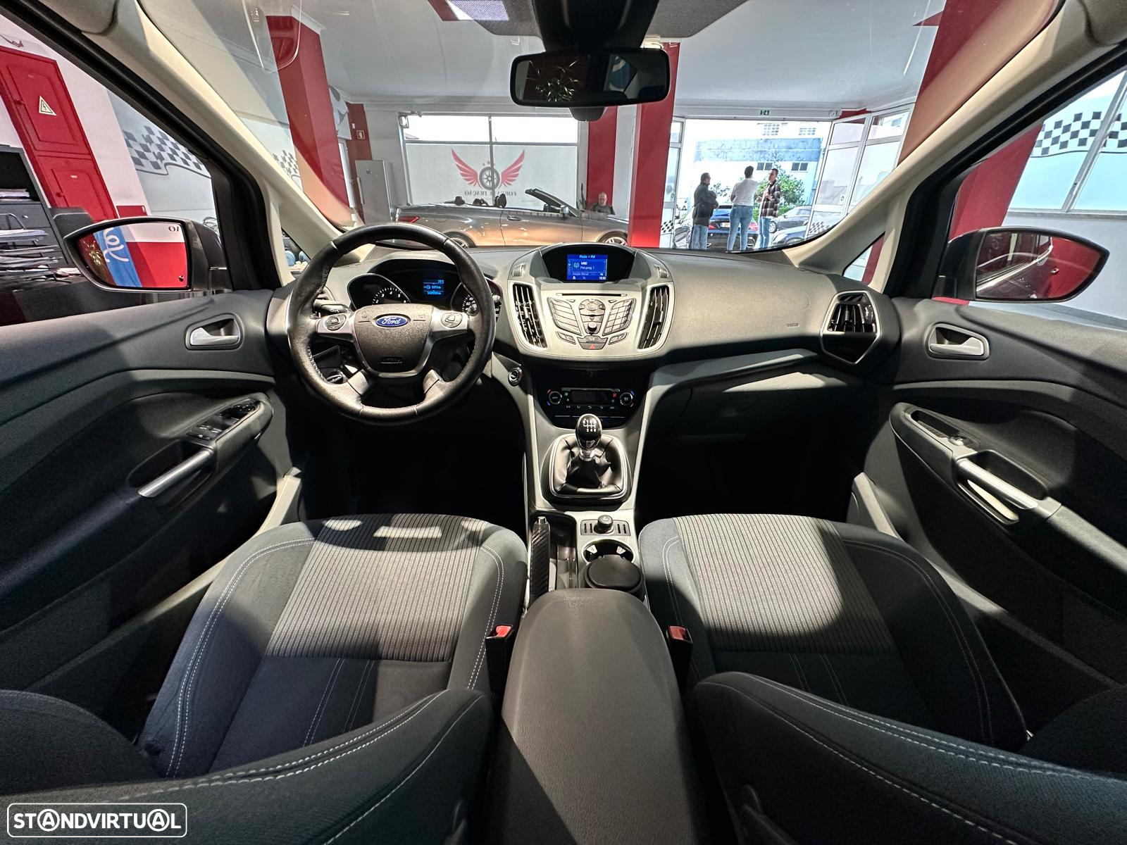 Ford C-Max 1.0 Ecoboost S&S Titanium - 14