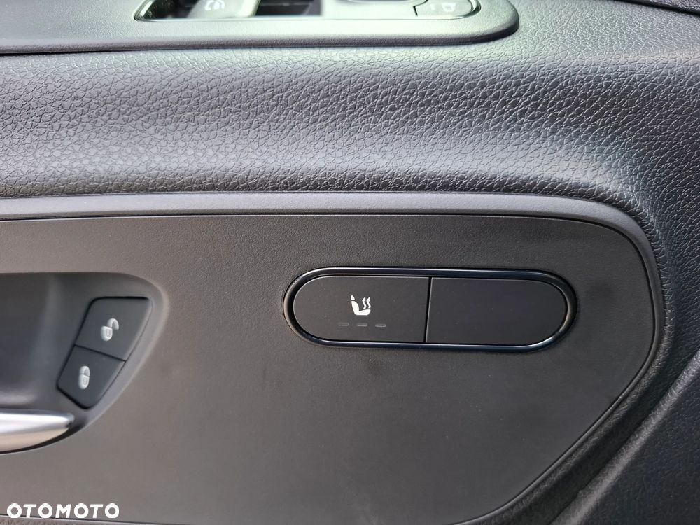 Mercedes-Benz Sprinter 319 CDI Furgon SELECT długi 4325 mm L3H2 - 37