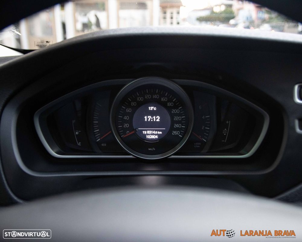 Volvo V40 D2 Kinetic - 4