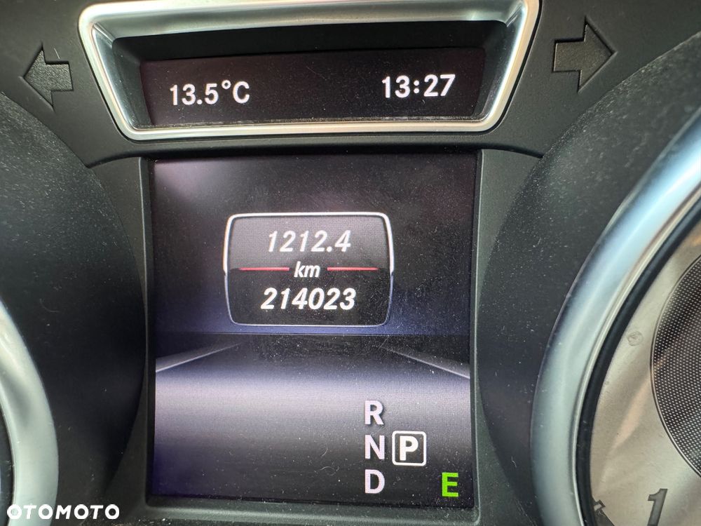 Mercedes-Benz CLA 220 CDI - 23