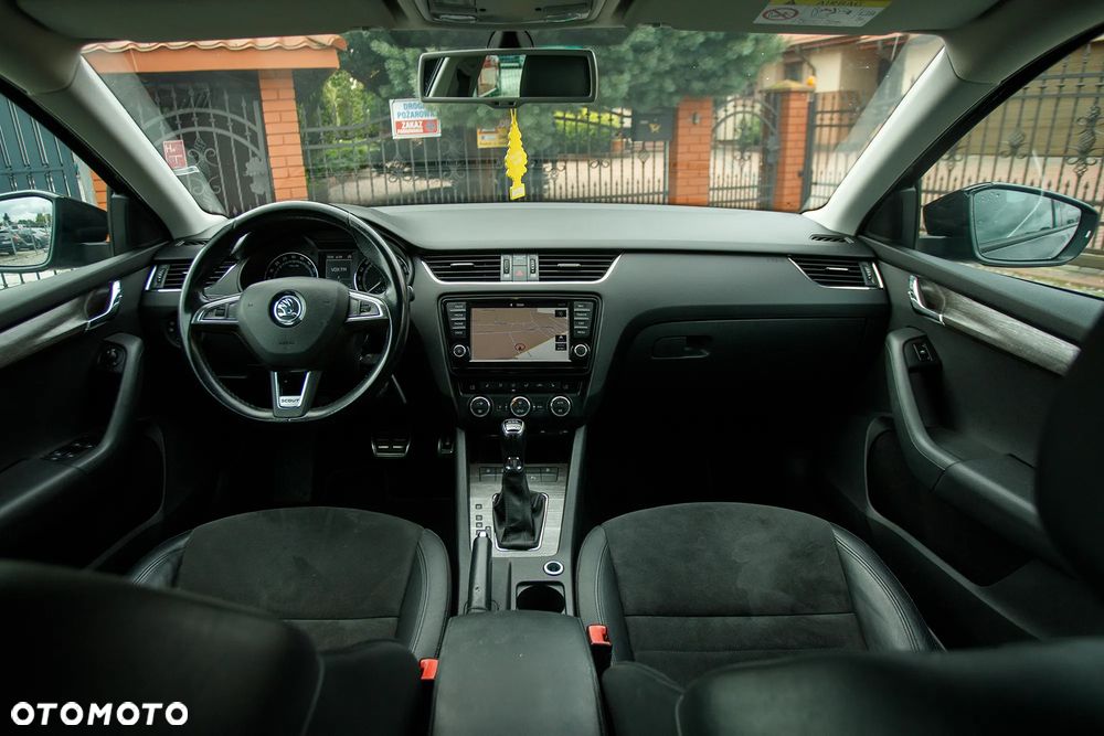 Skoda Octavia 2.0 TDI 4x4 DSG Scout - 25