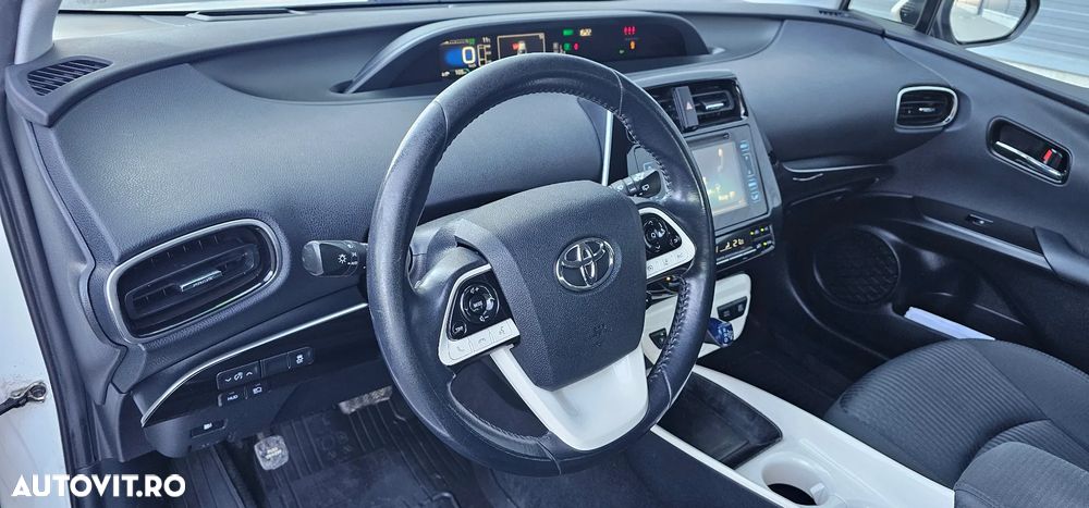 Toyota Prius - 17