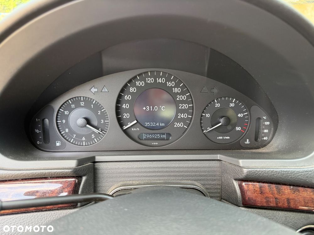 Mercedes-Benz Klasa E 280 CDI Classic DPF - 10