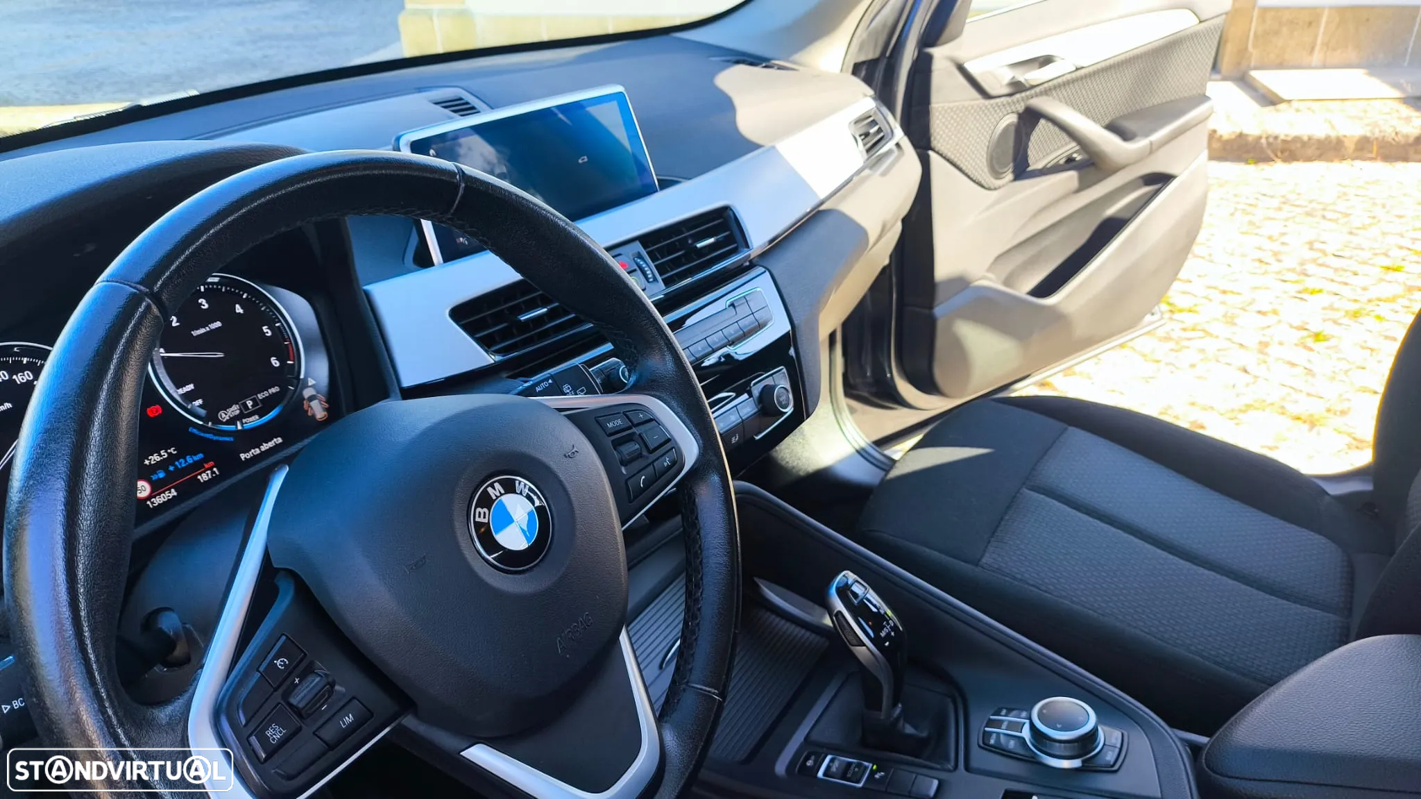 BMW X1 16 d sDrive Auto xLine - 2