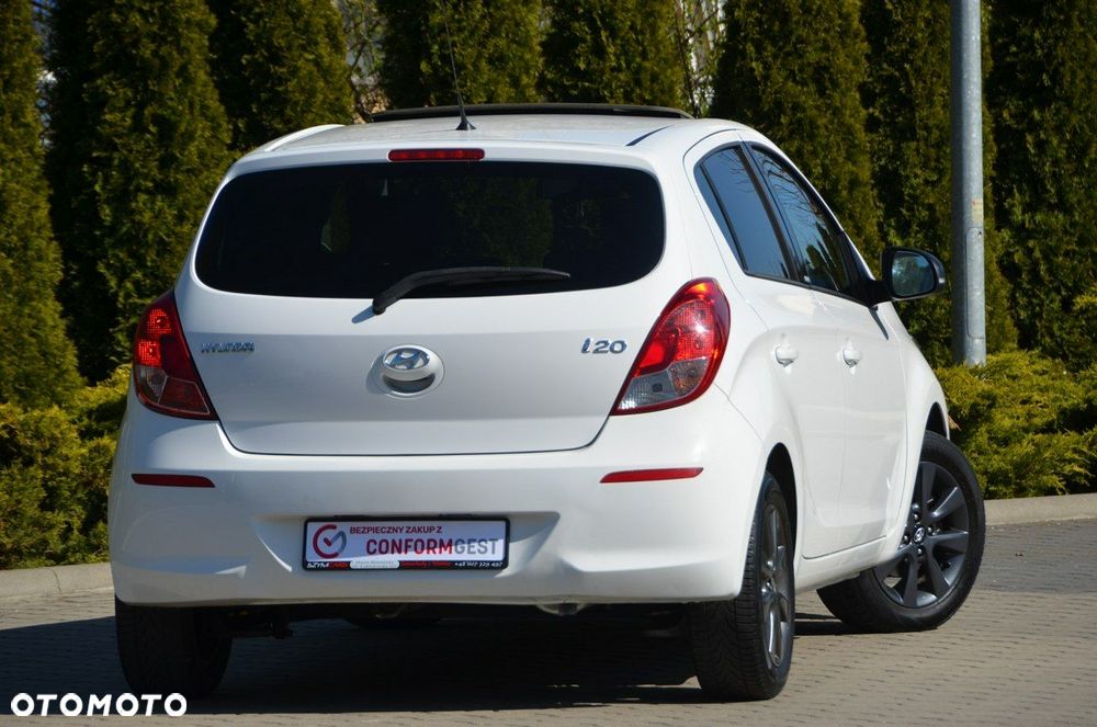 Hyundai i20 - 13