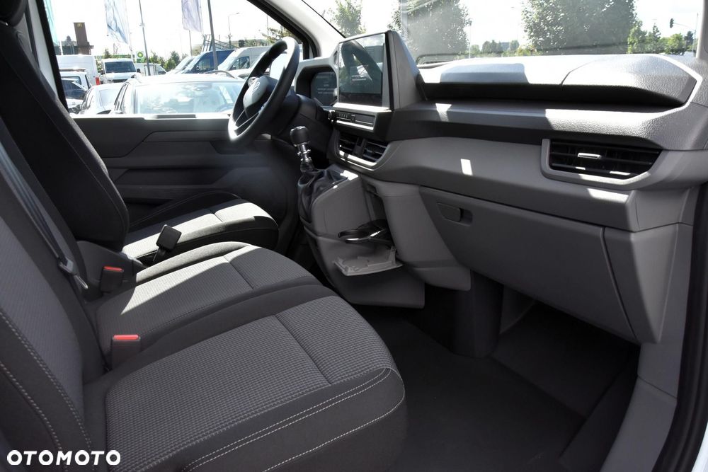 Volkswagen Transporter - 12