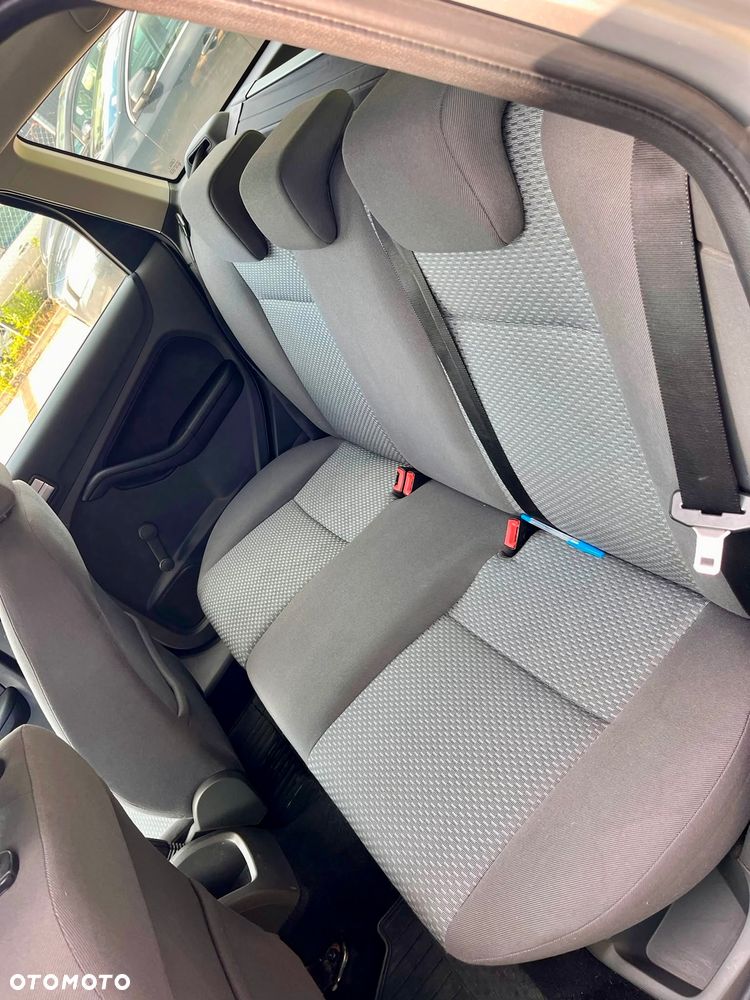 Ford Focus - 13