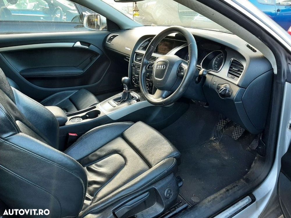Consola centrala Audi A5 2009 Coupe 2.0 TDI CAHA - 8