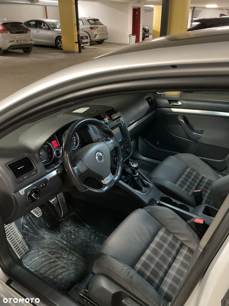 Volkswagen Golf 2.0 TSI GTI - 6