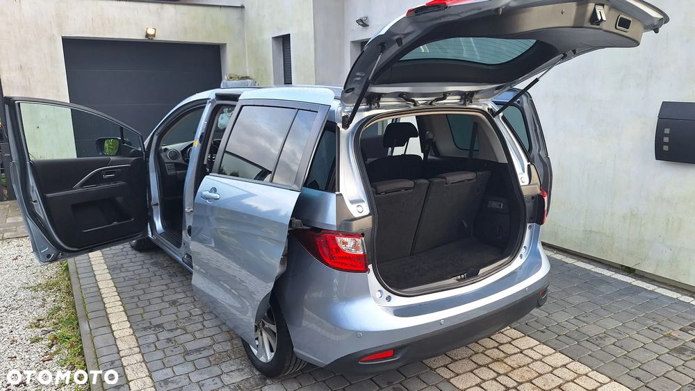 Mazda 5 - 13