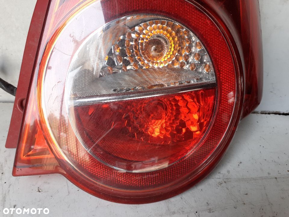CHEVROLET AVEO LAMPA TYŁ TYLNA PRAWA WYSYŁKA! - 2