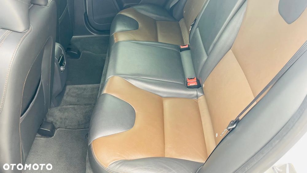 Volvo XC 60 D4 AWD Summum - 15