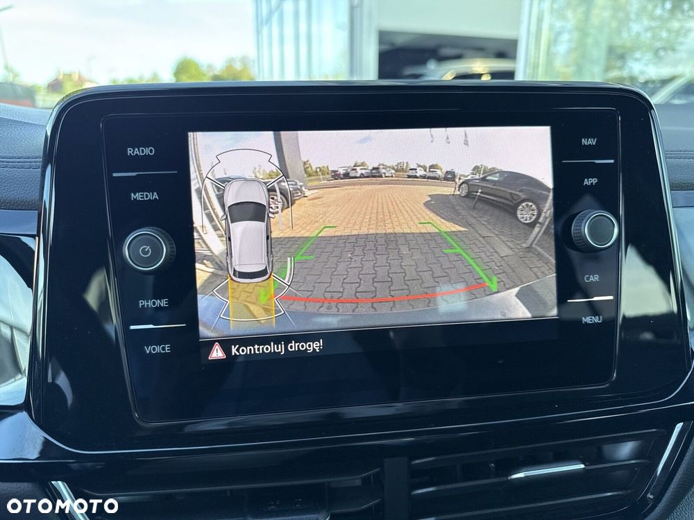 Volkswagen T-Roc 1.5 TSI Style DSG - 24