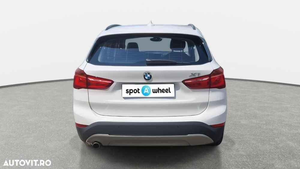 BMW X1 - 8