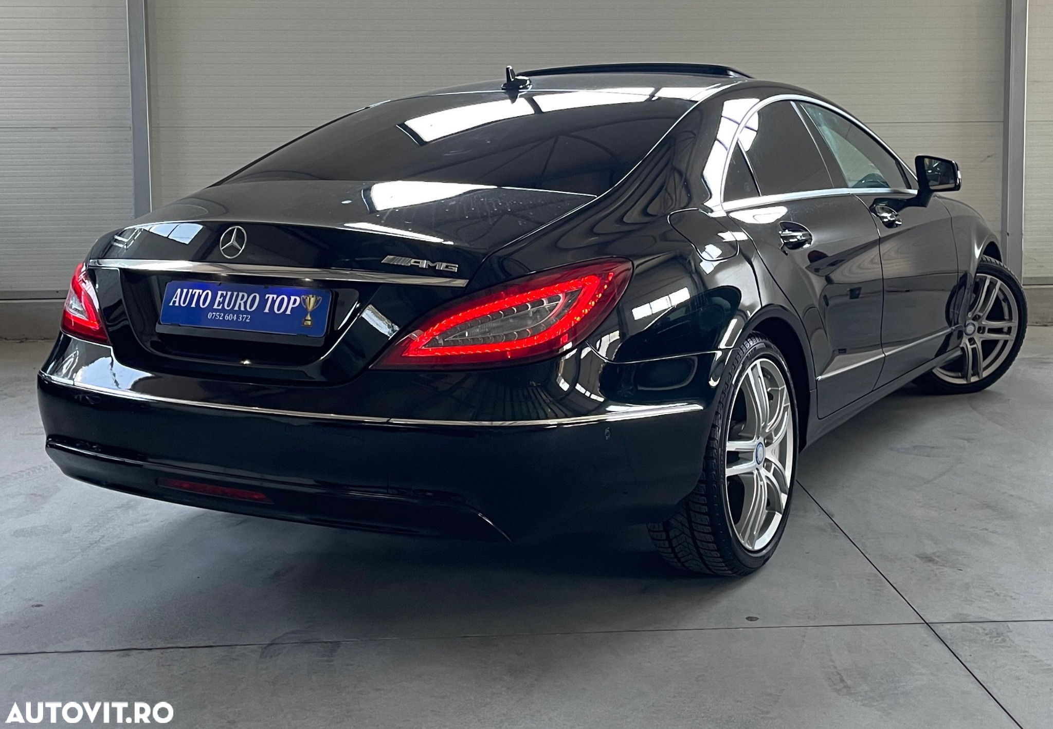 Mercedes-Benz CLS - 9