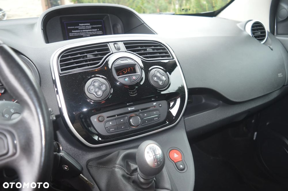 Renault Kangoo ENERGY dCi 110 FAP Start & Stop Luxe - 24