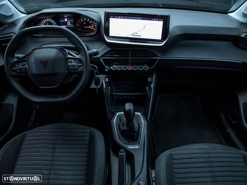 Peugeot 208 1.2 PureTech Active Pack - 17