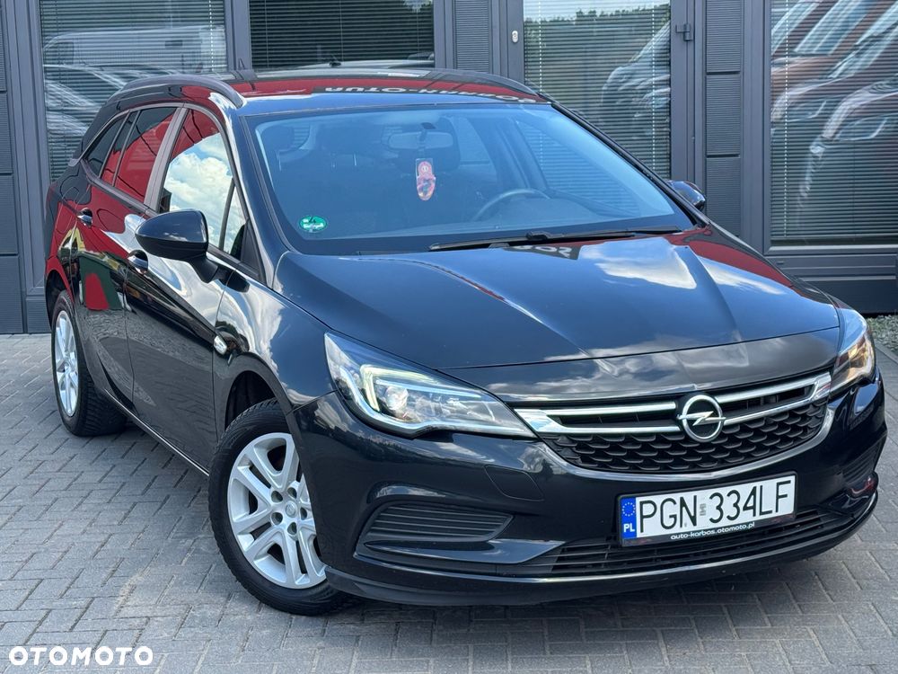 Opel Astra 1.6 CDTI Sport - 1